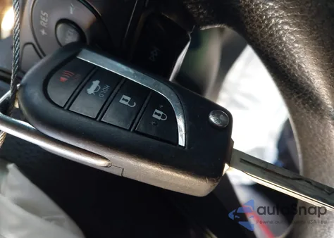 2020 Toyota Corolla Le from USA, damaged, VIN 5YFEPRAE3LP076662